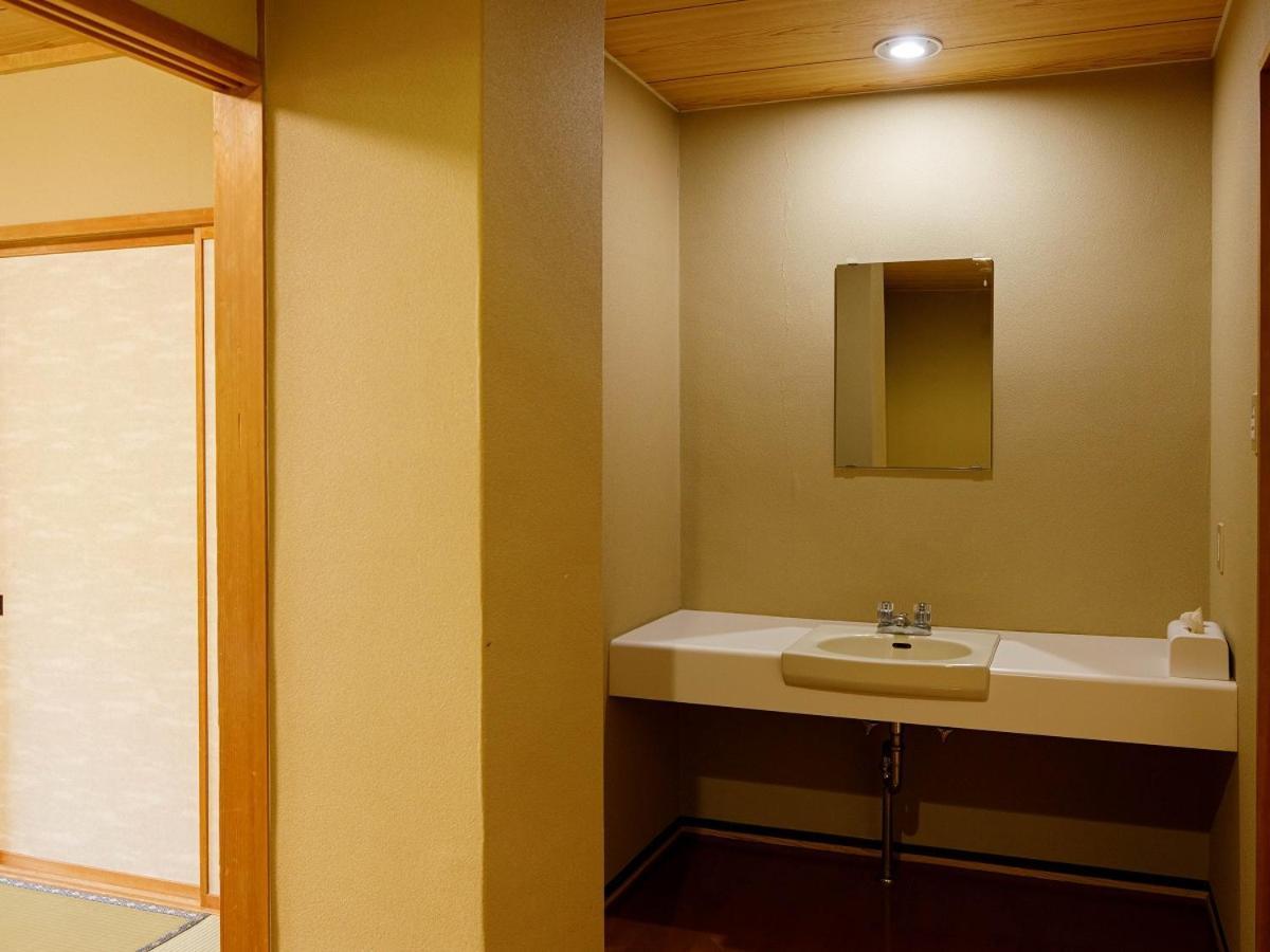 Hotel Iwasuge Yamanouchi  Exterior photo
