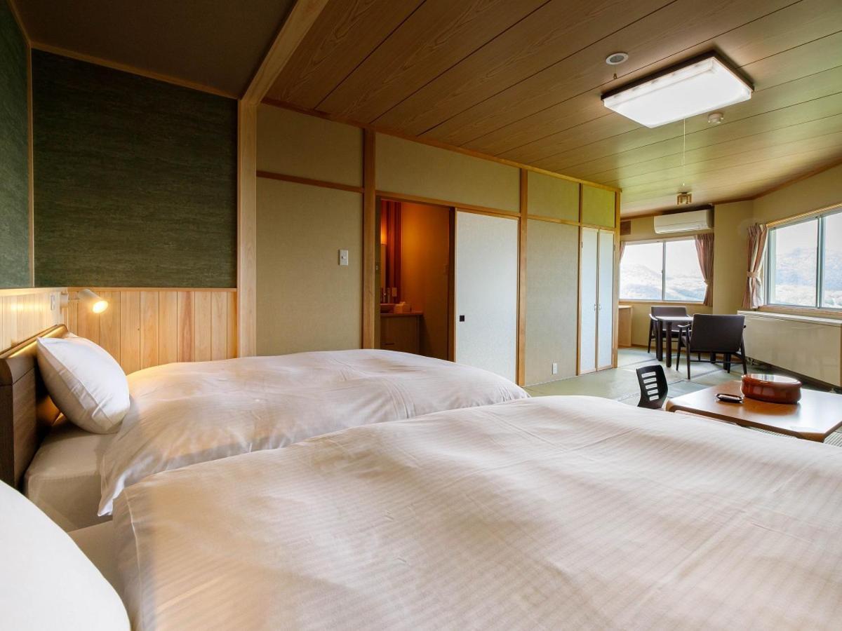 Hotel Iwasuge Yamanouchi  Exterior photo